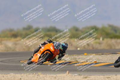 media/Oct-08-2023-CVMA (Sun) [[dbfe88ae3c]]/Race 11 500 Supersport-350 Supersport/